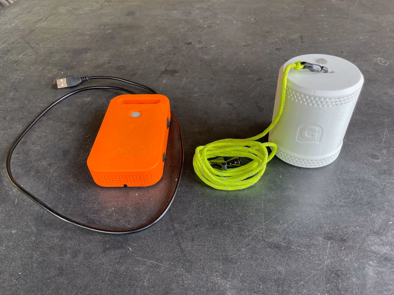 Pulse labs device and hanging cable vs Grow Sensor with adjustable hanging cable